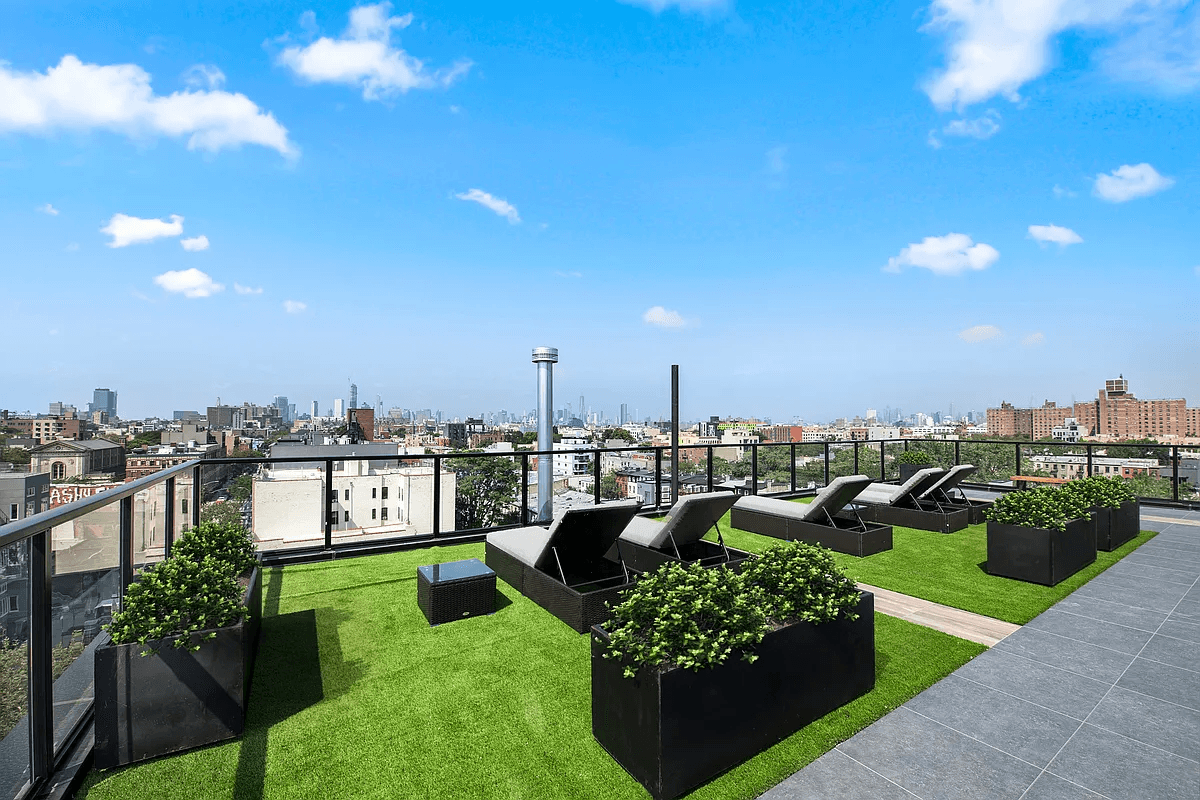 825 Dekalb Ave - Image 4