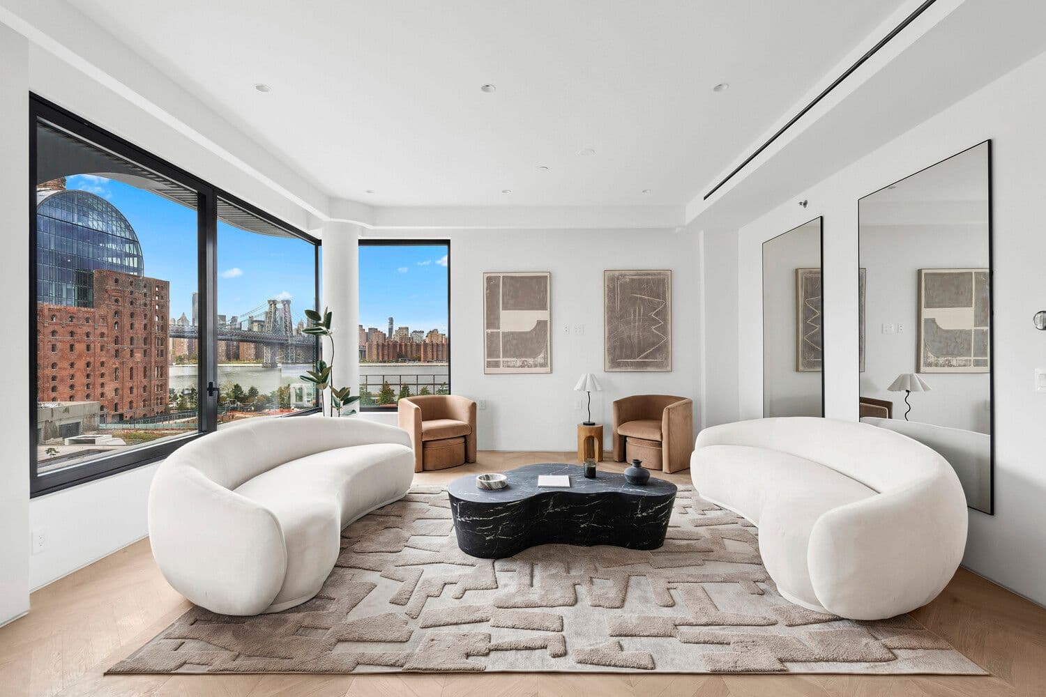 Fifty One Domino - Image 2